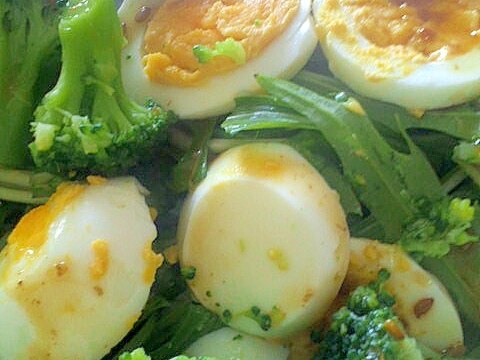 ヘルシー★ゆで卵＆ブロッコリー＆水菜サラダ